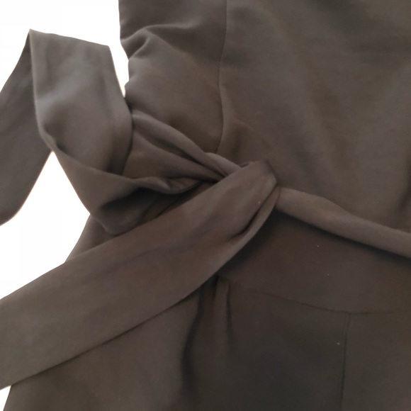 Express Romper - Picture 2 of 4